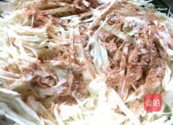 包菜丸子的做法图解2