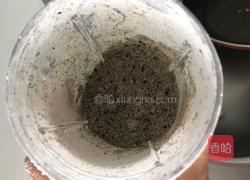 小猪芝麻汤圆的做法图解2