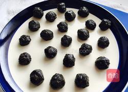 小猪芝麻汤圆的做法图解4