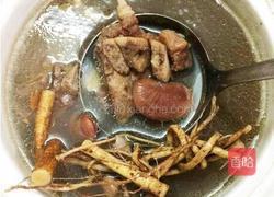 五指毛桃荷包豆猪骨的做法图解3
