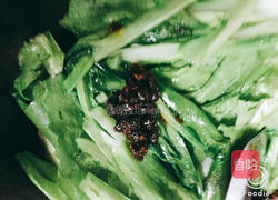 豆豉炒油麦菜的做法图解6