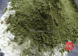 抹茶味牛轧糖的做法图解1