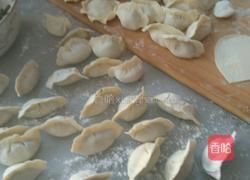 韭菜肉水饺的做法图解4