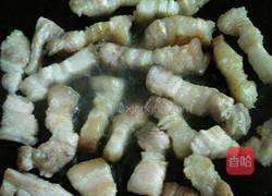五花肉烧豆腐干的做法图解3