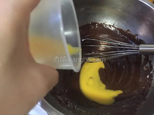 加入蛋液。