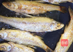 香煎油餐鱼的做法图解4