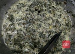 香椿鸡蛋饼的做法图解2