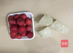 冰糖山楂的做法图解1