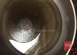 平菇炒蛋的做法图解5