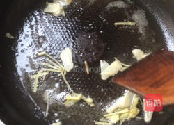 平菇炒蛋的做法图解8