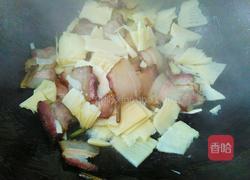 春笋炒腊肉的做法图解15