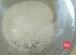 灌蜜糯米糕的做法图解1