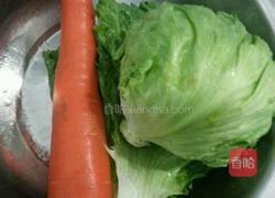 凉拌酸辣生菜的做法图解1