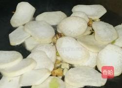 杏鲍菇炒西兰花的做法图解7