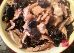香菇木耳肉的做法图解4