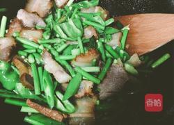 农家腊肉炒蒜苔的做法图解6