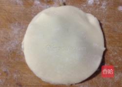 香酥葱油饼。。。饺子皮的华丽变身的做法图解5