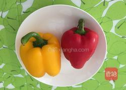 肉片炒菜椒的做法图解1