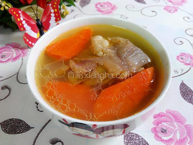 胡萝卜牛筒骨汤