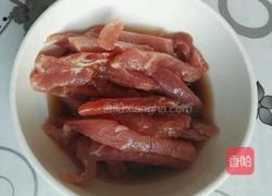 蒜薹滑肉丝的做法图解1