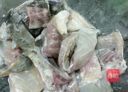 红烧鱼皮的做法图解1