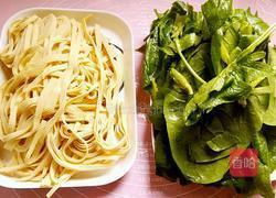 菠菜炒千张的做法图解2