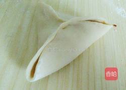 芝麻花生糖三角的做法图解10