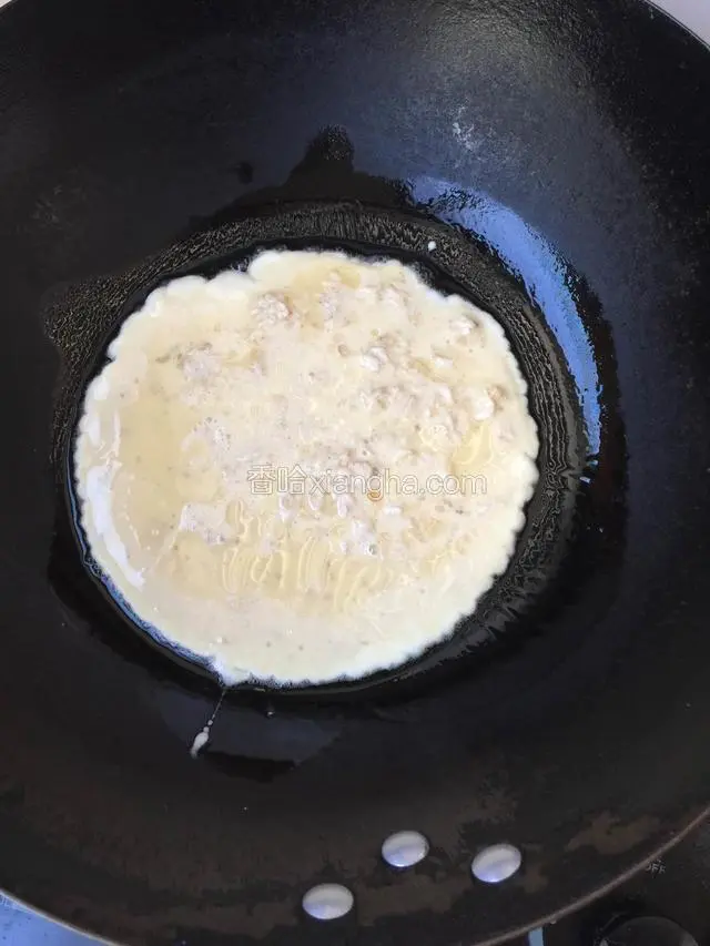 这款燕麦饼成熟很快两面金黄即可