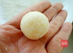 蛋白椰丝球的做法图解6