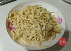 大蒜炒豆皮的做法图解1