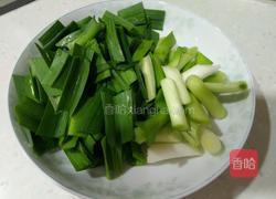大蒜炒豆皮的做法图解2