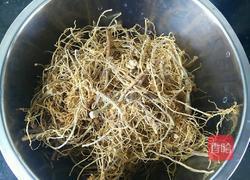 三七须根炖猪蹄的做法图解2