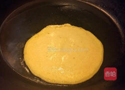 奶香玉米面饼的做法图解3