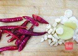 酱焖鲫鱼的做法图解3