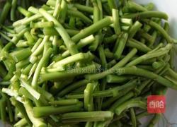 芦蒿炒牛肉丝的做法图解2