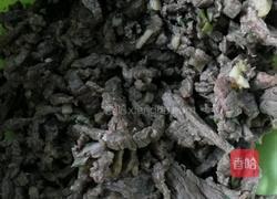 芦蒿炒牛肉丝的做法图解3