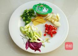 香菇烧豆腐的做法图解2
