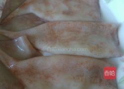 孜然鱿鱼的做法图解1