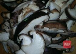 香菇鸡珍的做法图解2