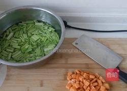花生米拌芹菜的做法图解3