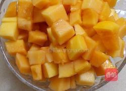 木瓜牛奶的做法图解1