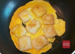 鸡蛋香煎鱼豆腐的做法图解4