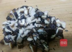 猪肉馅饼的做法图解1