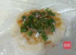 烙葱饼的做法图解5
