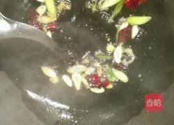 小炒玉米胡萝卜的做法图解4