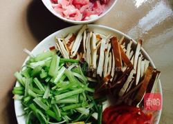 肉丝炒香干的做法图解1