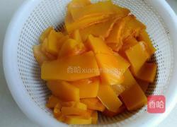 椰香南瓜饼的做法图解3