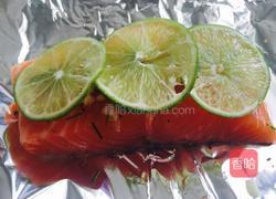 烤箱版柠檬三文鱼的做法图解4