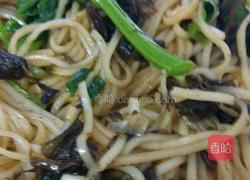 老干妈橄榄菜拌面的做法图解3