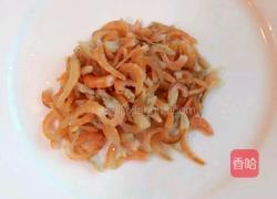 虾仁西芹什炒的做法图解2